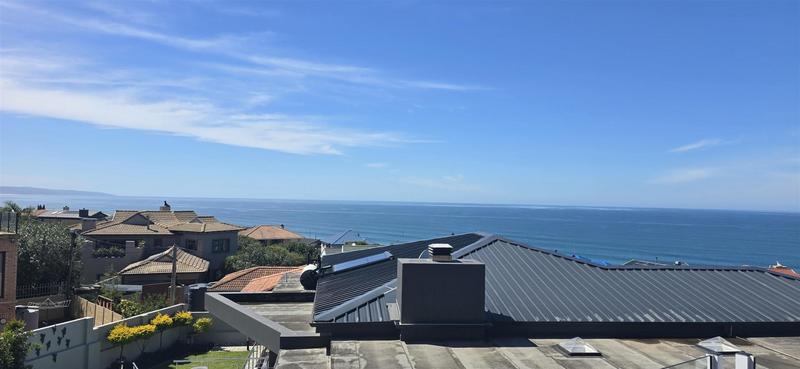 6 Bedroom Property for Sale in Reebok Western Cape